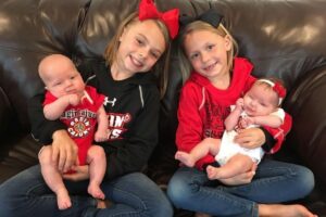 A família de Calena e BJ reunida.