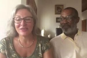 Penny Umbers e Mark Bethel ficaram juntos após 4 décadas