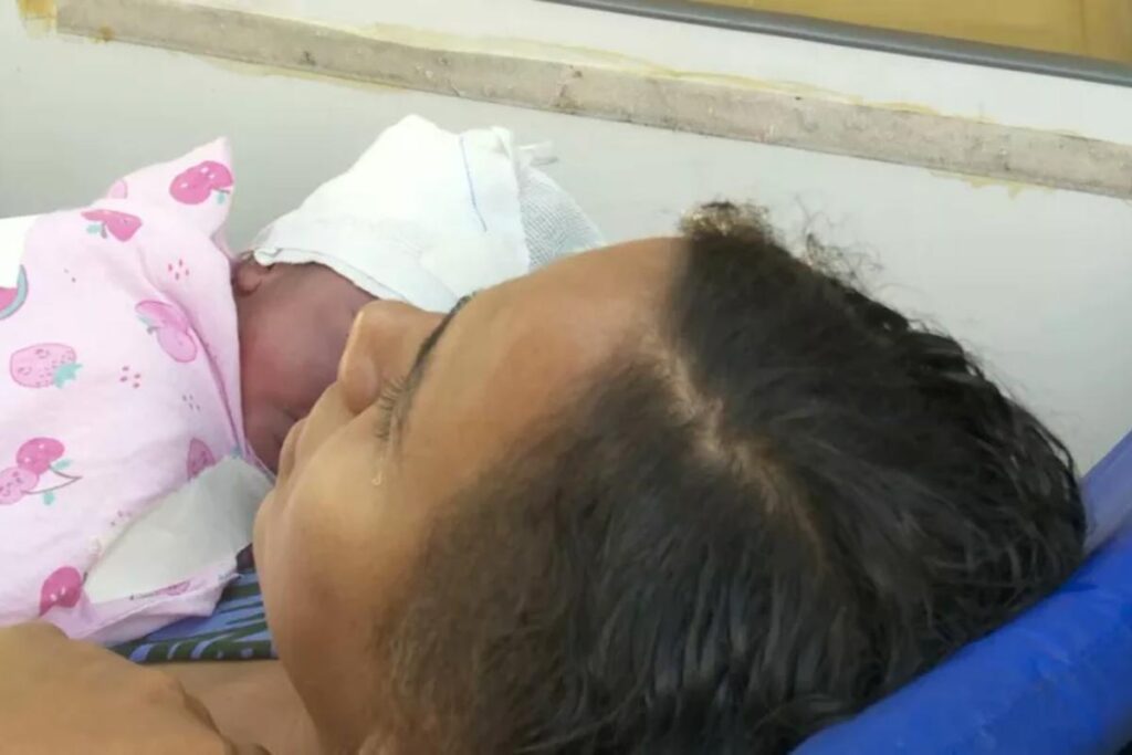 Karina ajudou mãe e criança durante o parto. Ambas passam bem e foram socorridas pelo SAMU