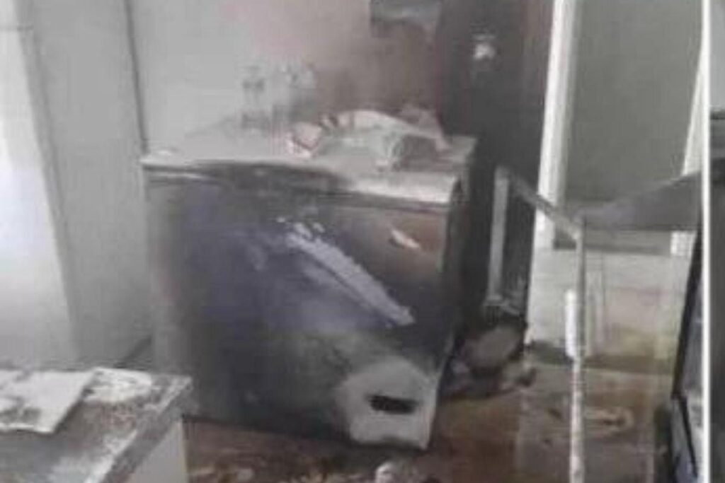 Crianças são salvas após incêndio em escola