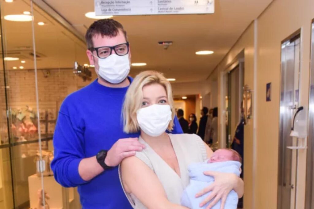 Luiza Possi fala sobre nascimento de Matteo