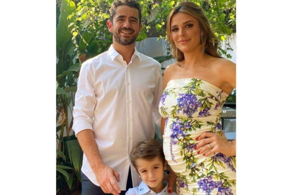 Rafa Brites mostra filho de pijama na feira e brinca: “Não quero comprar briga”