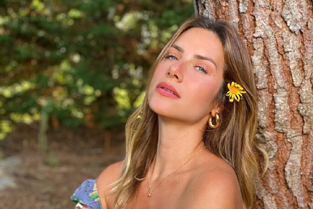 Giovanna Ewbank compartilhou algumas fotos com os filhos em viagem a trabalho