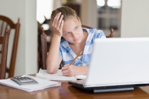 Estudantes brasileiros irão entrar em debate sobre ciência com vencedores do Prêmio Nobel nesta segunda-feira (15)