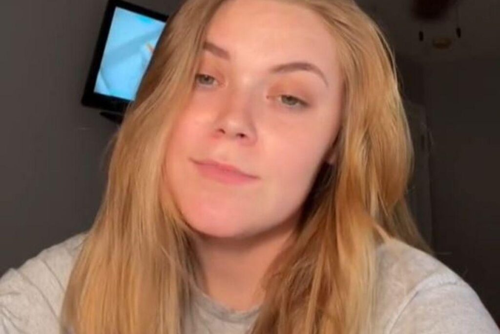 A menina não sabia que estava grávida até dar a luz