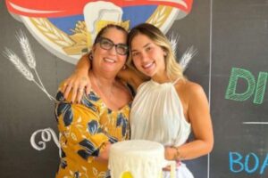 Mãe de Virginia ganha R$56 mil de aniversário