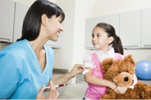 A única forma de prevenção adequada é a vacina