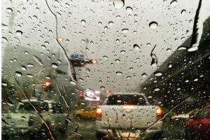 Chuvas atingem casas