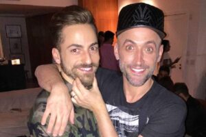 Thales Bretas homenageou Paulo Gustavo ao jogar as cinzas do ator em Nova York