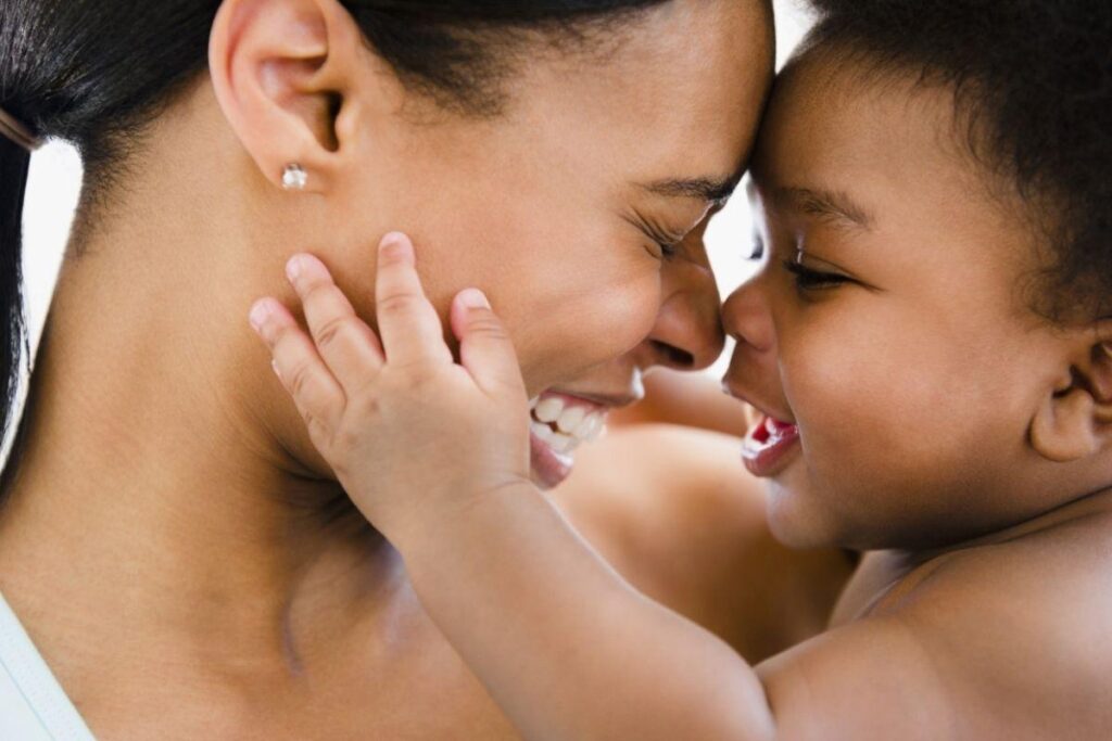 A pele do bebê é bem diferente da nossa e merece um cuidado especial