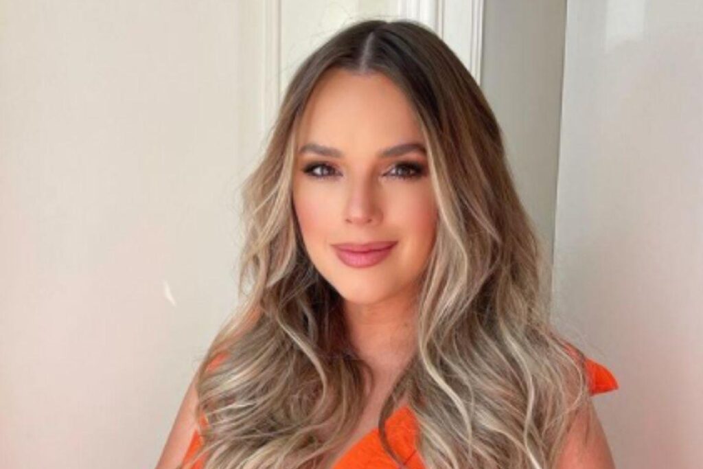 Thaeme combina look com as filhas em foto engraçada