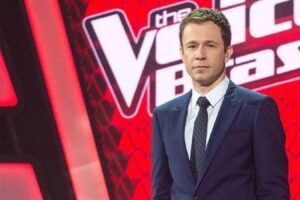 Tiago Leifert gravou alguns vídeos para explicar o motivo de não estar presente na final do The Voice Brasil