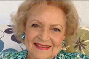 Atriz Betty White morre aos 99 anos