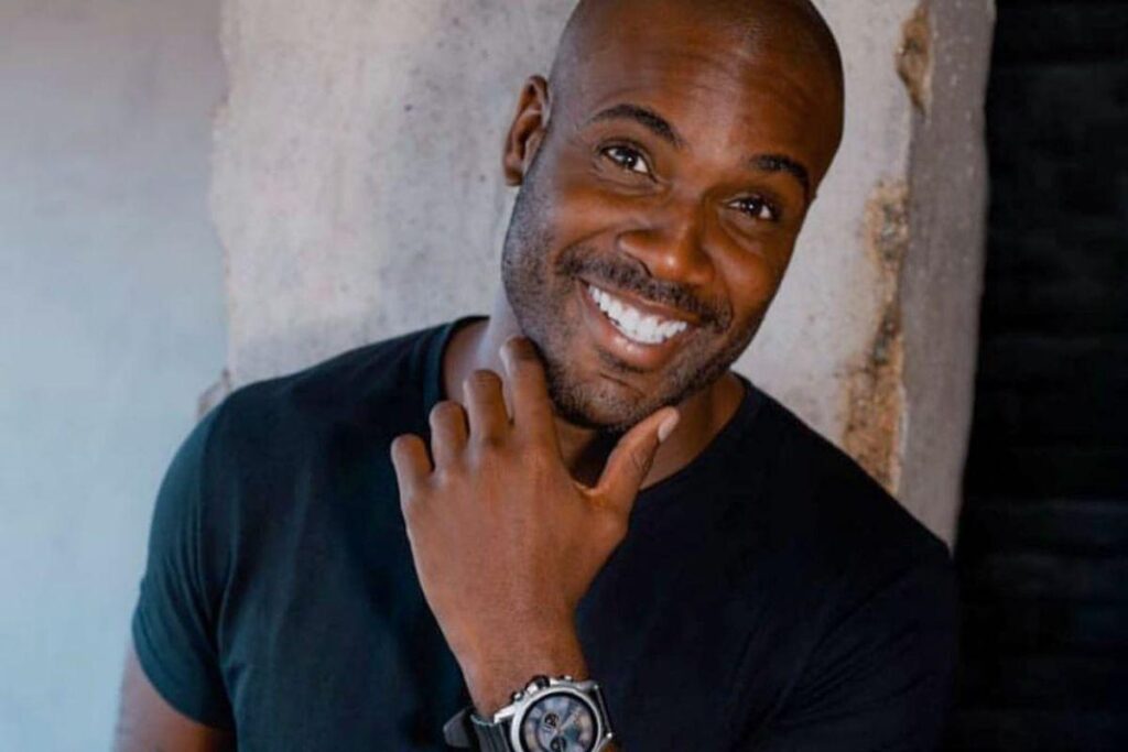 A cena de carinho foi compartilhada nas redes sociais de Rafael Zulu