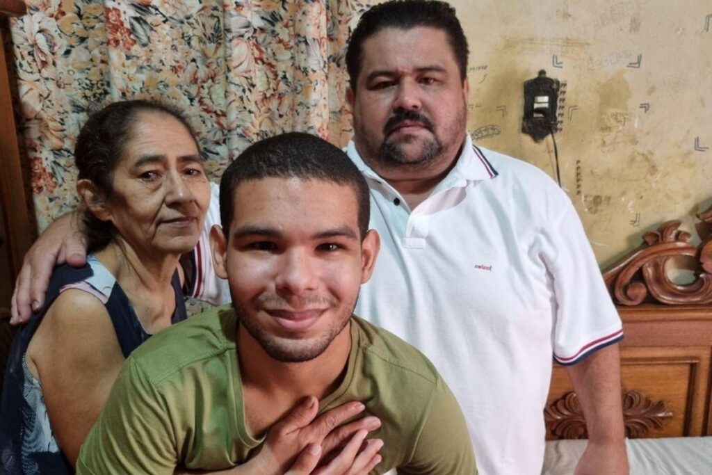 Vinicius é participante do BBB 22