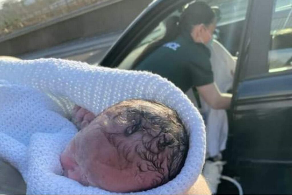 Nicole e Maverick David Cartwright