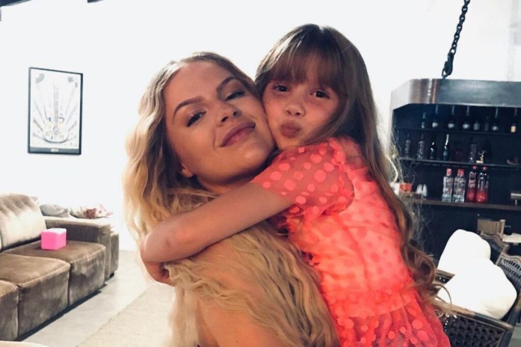 Sofia respondeu algumas perguntas dos fãs