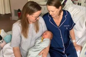 Meagan e o marido Clayde White com o bebê Winston e a avó Maree