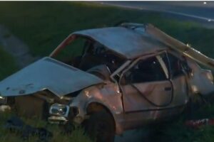 O acidente comprometeu 4 das 5 pessoas que estavam no veículo