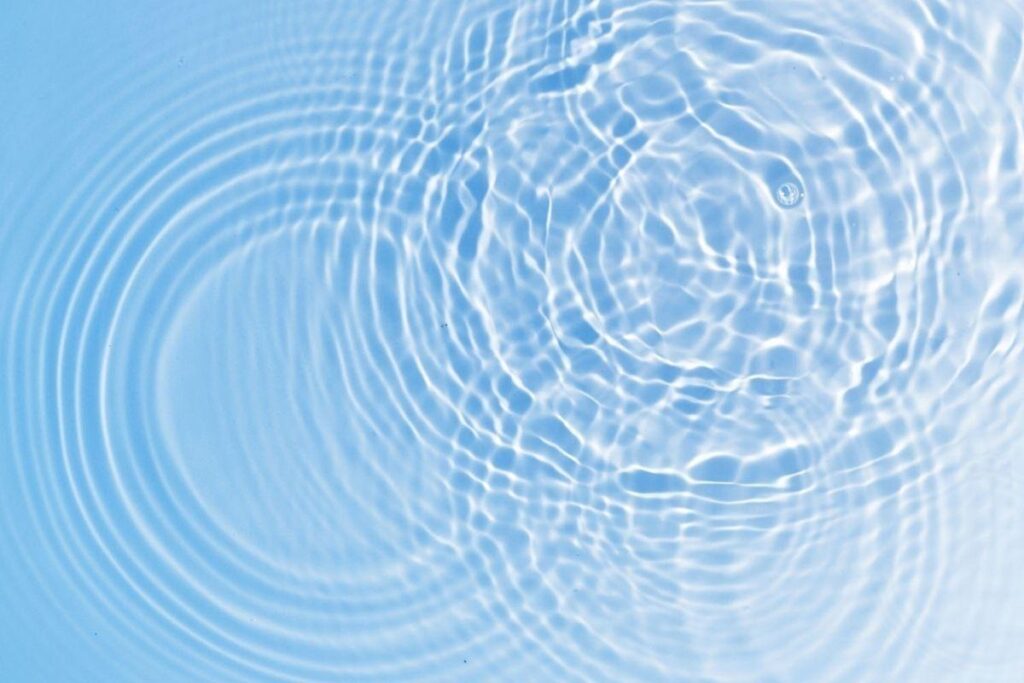 Segundo o GBMar, as crianças foram arrastadas por uma corrente de retorno das ondas