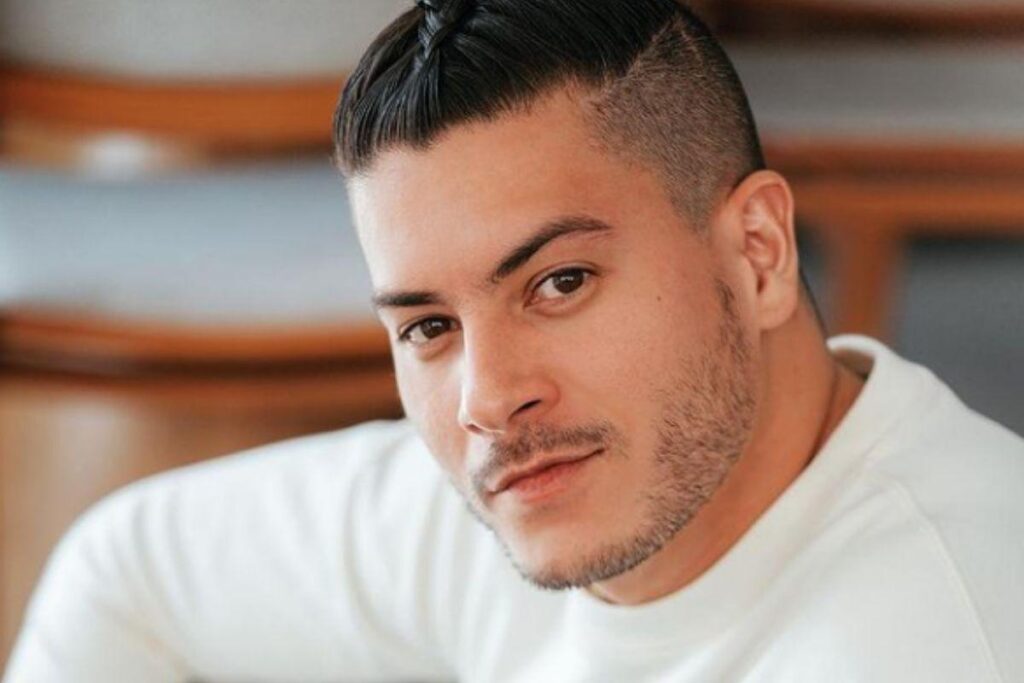 Arthur Aguiar e família