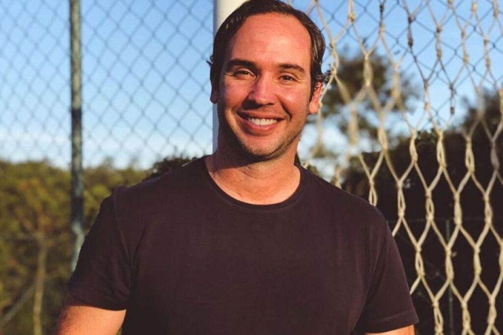 Caio Ribeiro faz homenagem para a família após anunciar cura do câncer