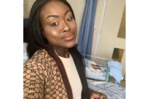 Raven contou que se sentiu bem em se arrumar para o parto do primogênito