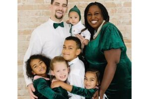 Jeena rebateu pos comentários com um vídeo ao lado da filha no TikTok