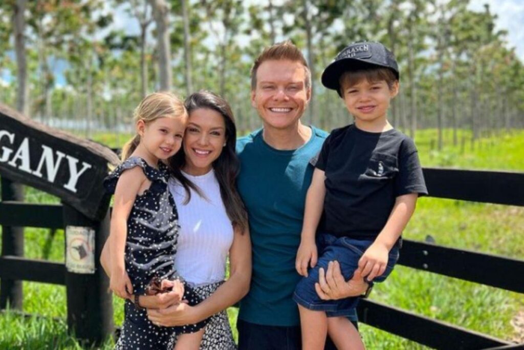 Thais Fersoza e Michel Teló comemoram 10 anos de casado