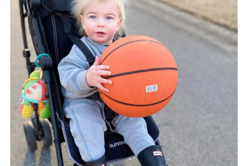 Lock possui um ‘cabelo impenteável’