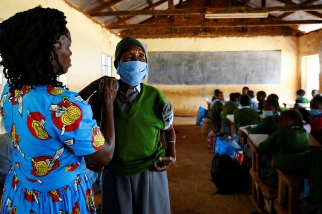 Ela voltou para os estudos aos 98 anos
