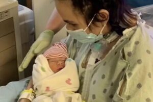 Diana sobreviveu ao COVID, ataque cardíaco e derrames ao parto