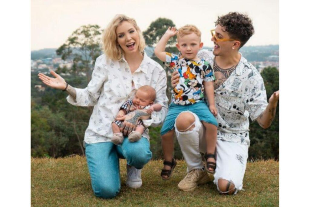 Christian Figueiredo entra em brincadeira do TikTok com família e filho de 2 anos impressiona