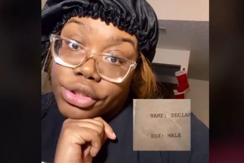 A mãe foi ao cartório mudar o nome do filho