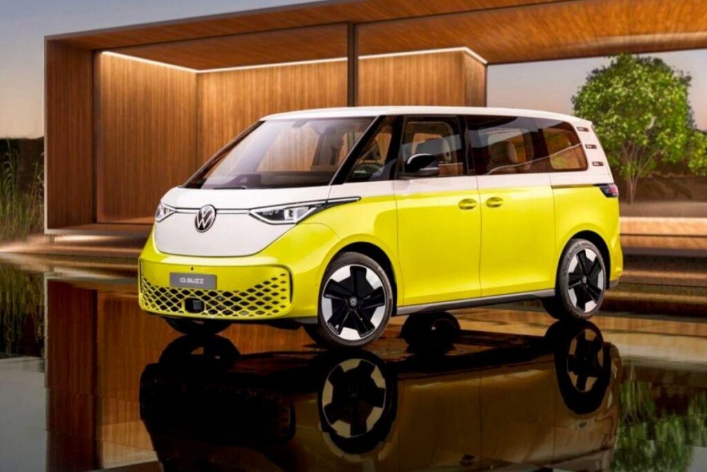 Parte traseira da nova Kombi elétrica da marca alemã