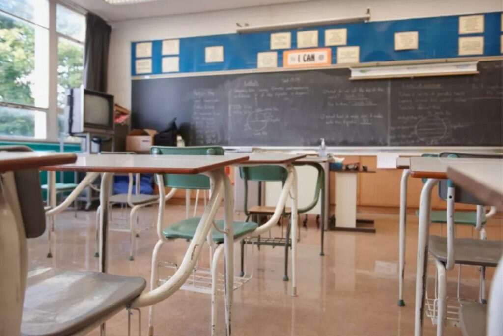 Crianças e adolescentes alvos de violência terão prioridade de matrículas nas escolas