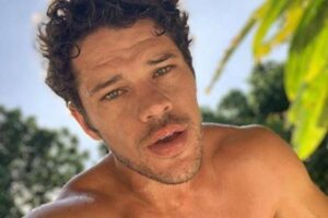 José Loreto mostra rosto da filha em foto rara e prova que ela está cada vez mais parecida com ele