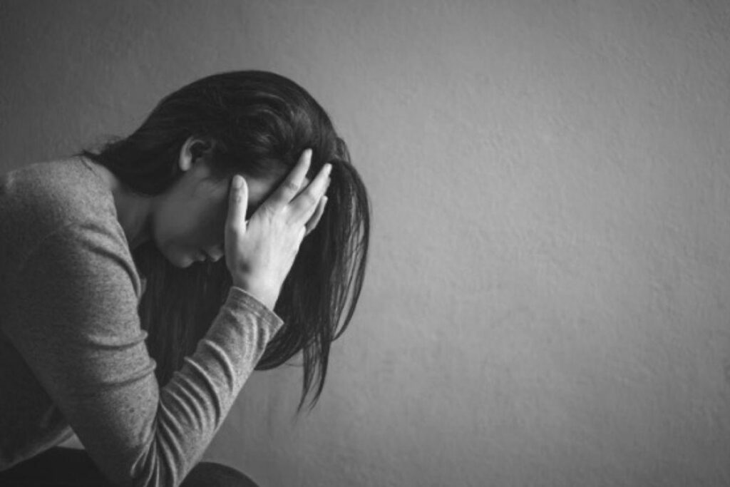 O pai agrediu a filha por ela não realizar as tarefas domésticas