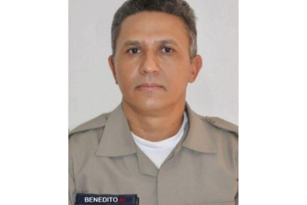 Menino de 13 anos mata a família a tiros por não deixarem usar o celular