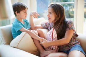 Guerra Rússia X Ucrânia: como falar sobre o assunto com seu filho caso ele chegue em casa perguntando