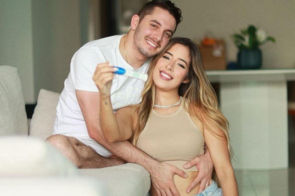 Bruno Esticado e a esposa anunciam gravidez do primeiro filho