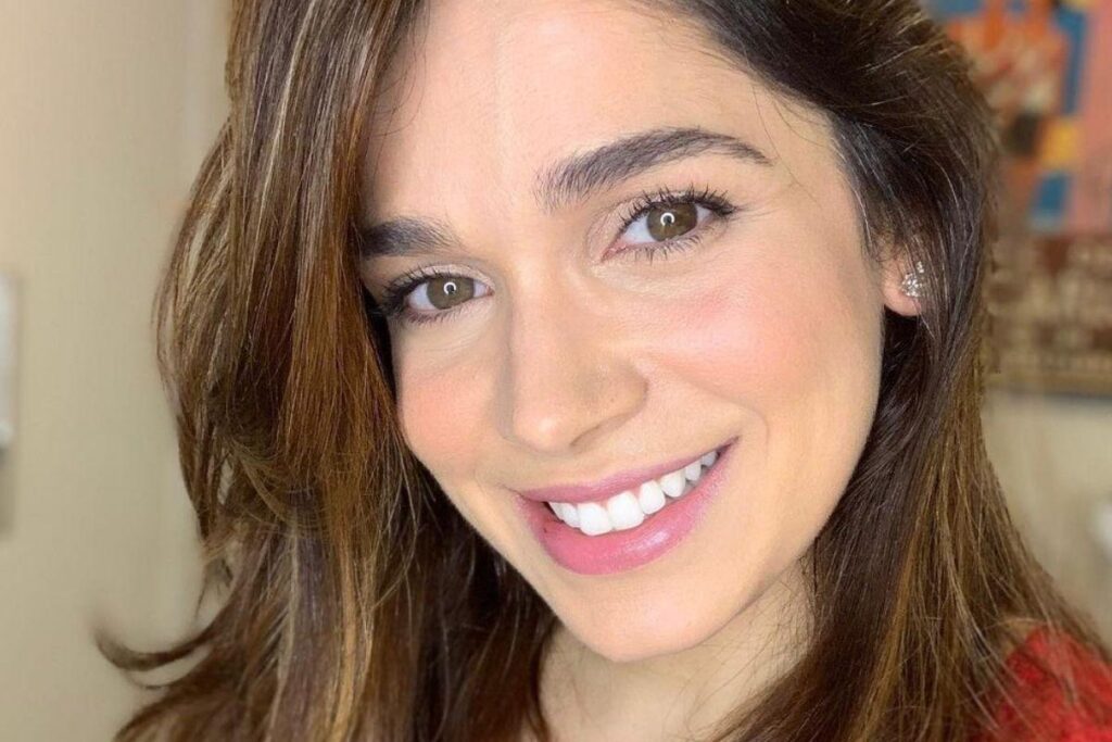 Sabrina Petraglia publicava foto ao lado do filho