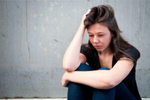 Mulher fica chocada com pedido inusitado do pai e da madrasta: “Fiquei enojada”