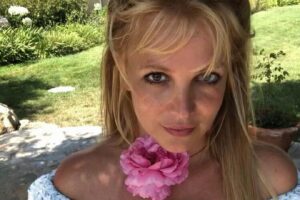 Britney Spears contou ao seguidores do Instagram que está grávida