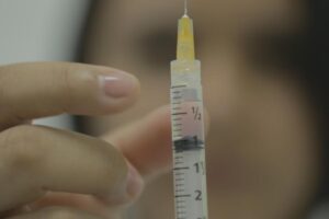 Dr. José Geraldo é pediatra, epidemiologista do Grupo Pardini e conversou com a Pais&Filhos sobre a importância da vacinação