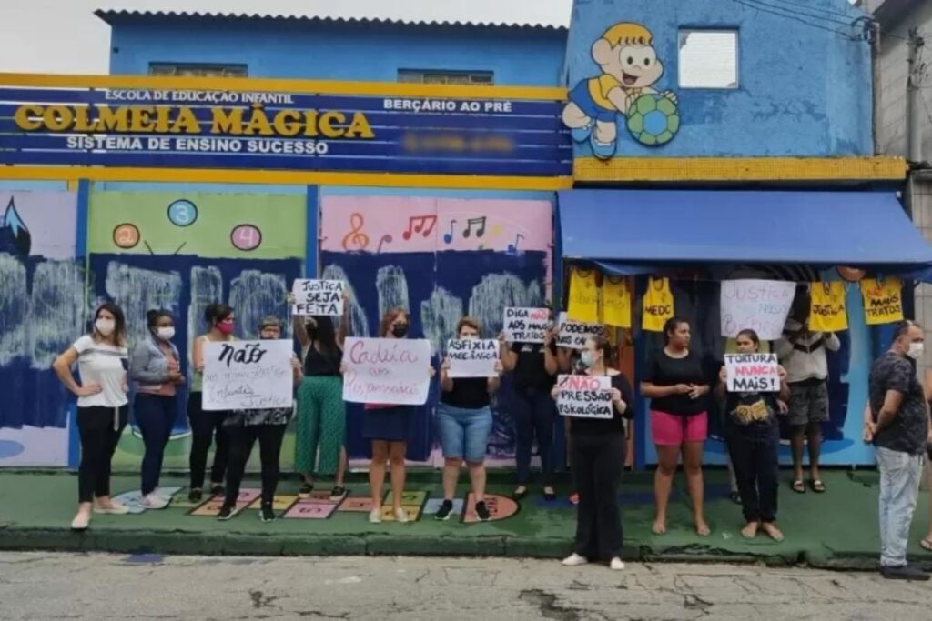 Polícia verificou 12 endereços à procura de diretora de escola que torturava crianças