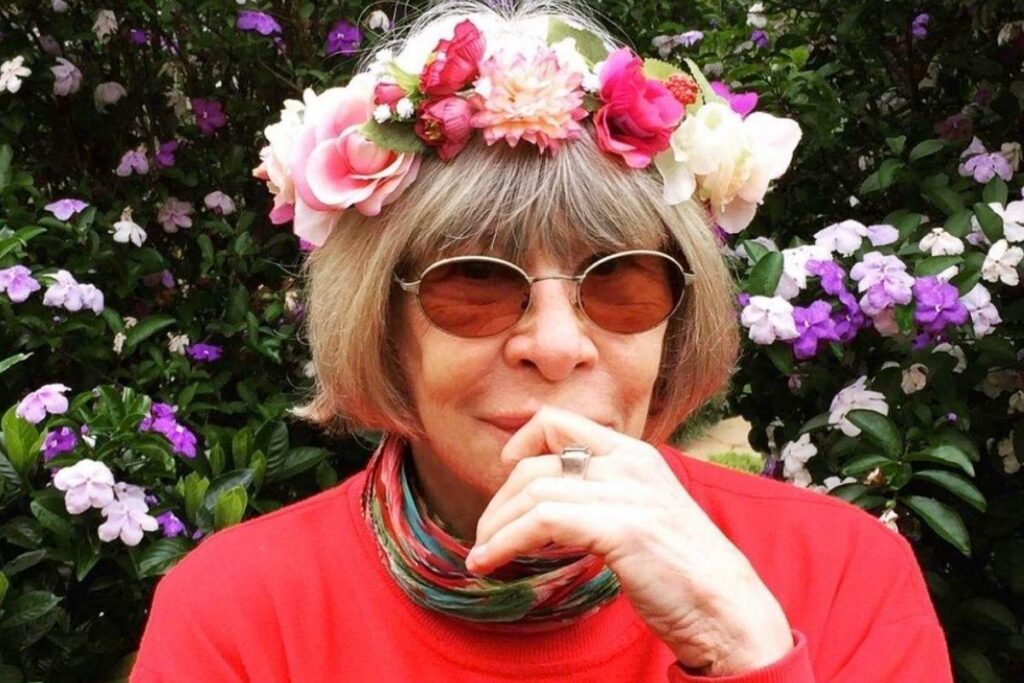 Rita Lee está curada do câncer