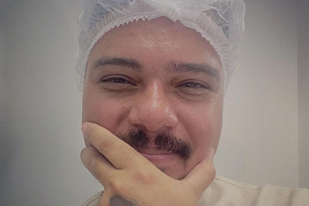 Bruno Cardoso, do Sorriso Maroto, anunciou o nascimento da primeira filha