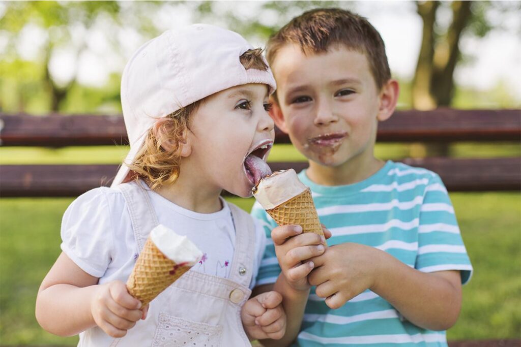A mãe queria dar sorvete para filha primeiro, antes da sogra