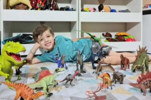 Menino de 5 anos se torna o brasileiro mais novo a entrar para clube mundial de pessoas com alto QI